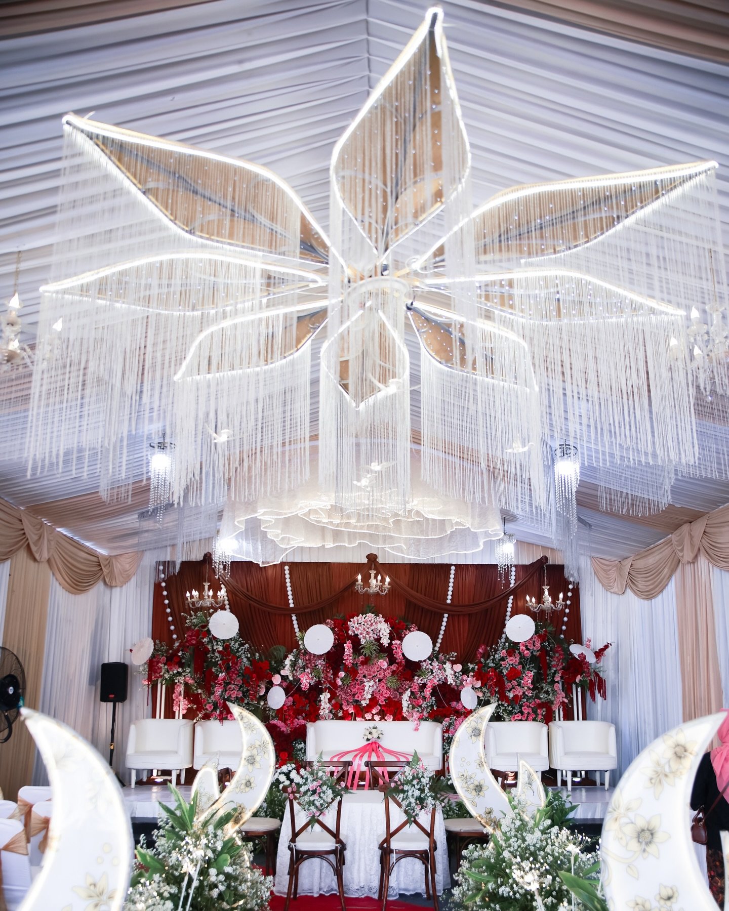 Galeri Nelly Tenda Wedding Decoration Jagarasa - foto 14