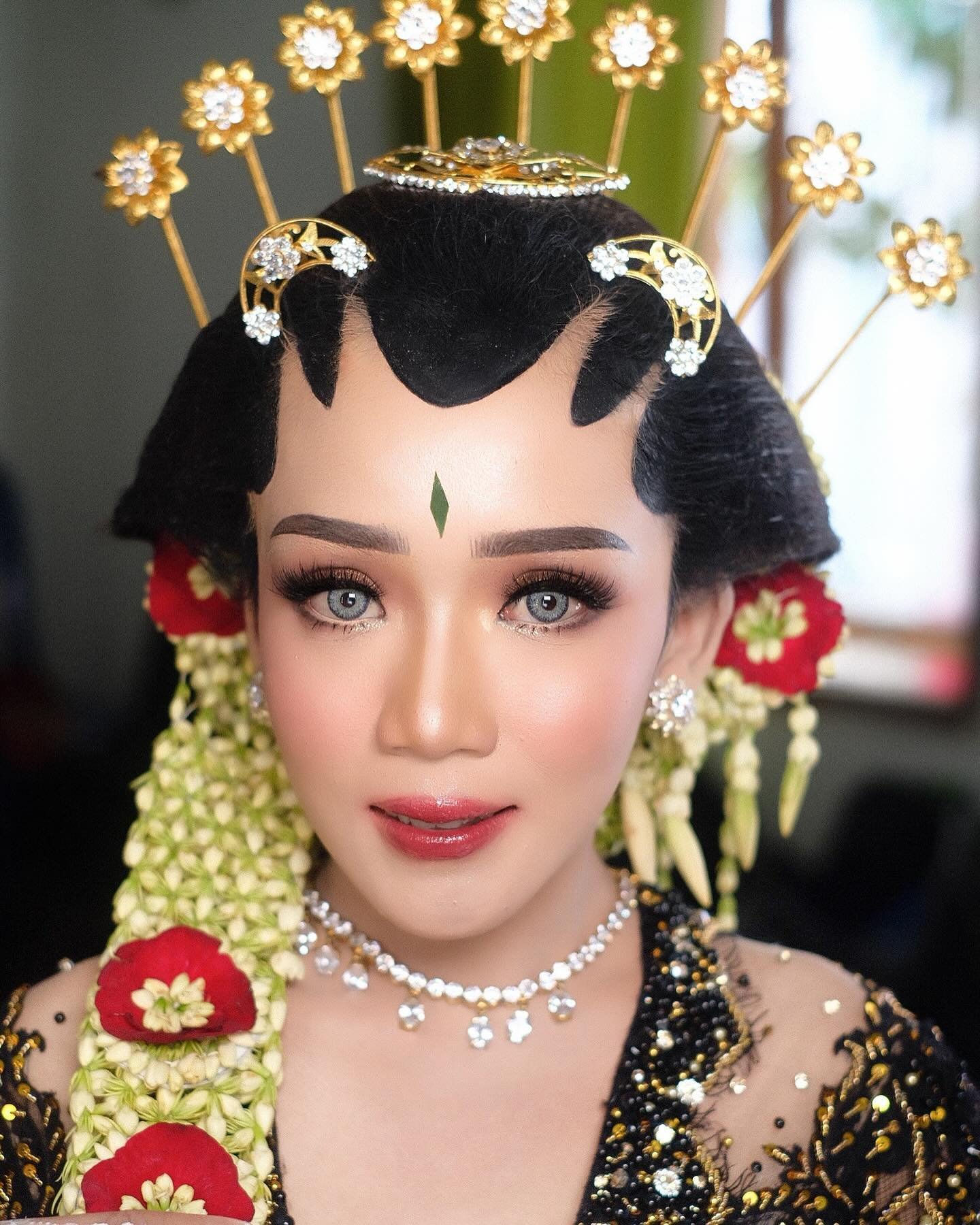 Galeri Anna Griya Rias MUA Attire Jagarasa - foto 13