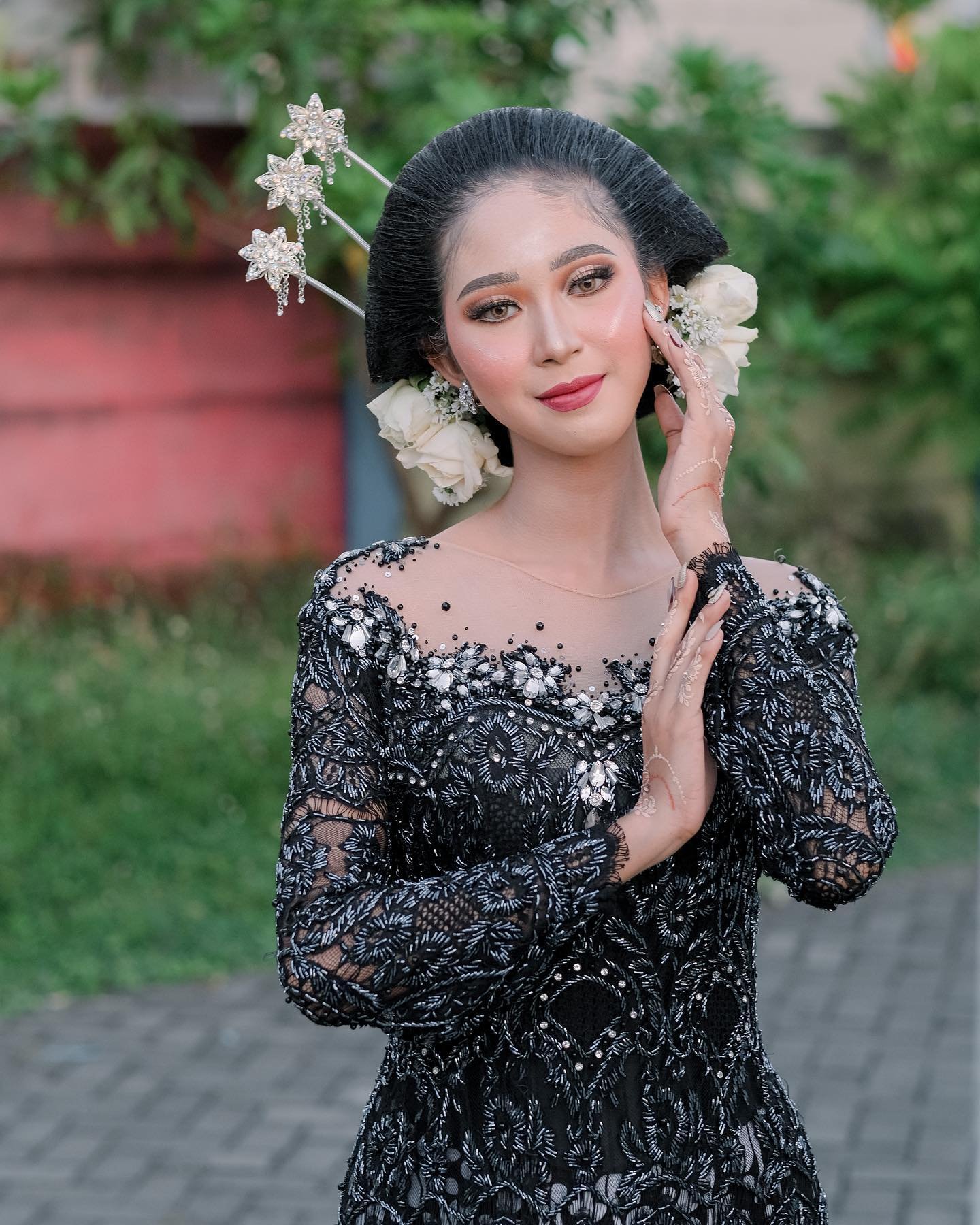 Galeri Arista Makeup MUA Attire Jagarasa - foto 12