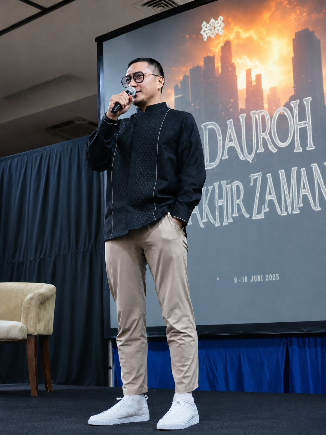Dokumentasi acara Arie Untung bersama Jagarasa - Daurah Akhir Zaman Bersama Ustadz Zulkifli foto 6