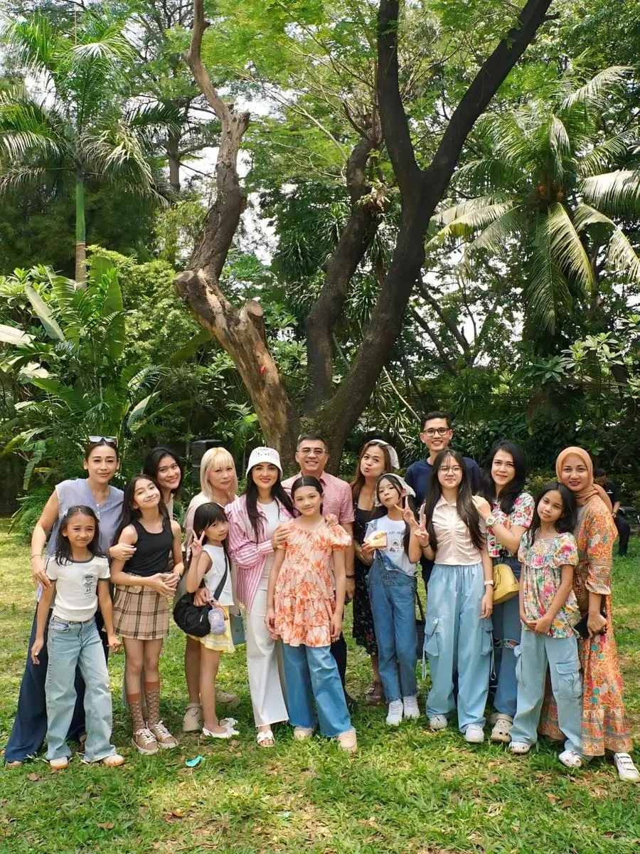 Dokumentasi acara Ashanty Dan Anang Hermansyah bersama Jagarasa - Picnic With Arsy foto 1