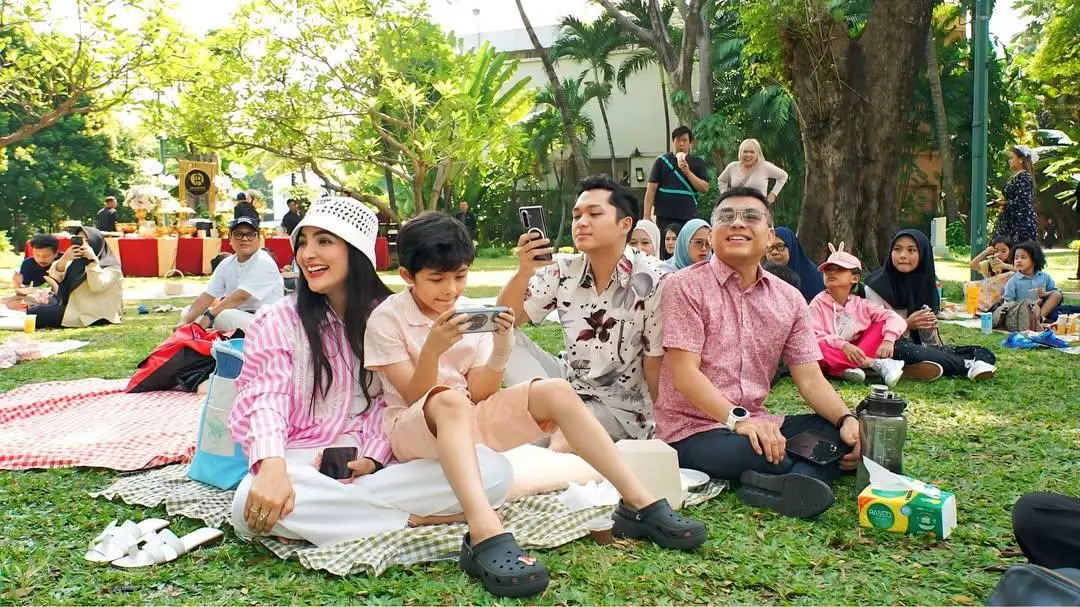 Dokumentasi acara Ashanty Dan Anang Hermansyah bersama Jagarasa - Picnic With Arsy foto 8