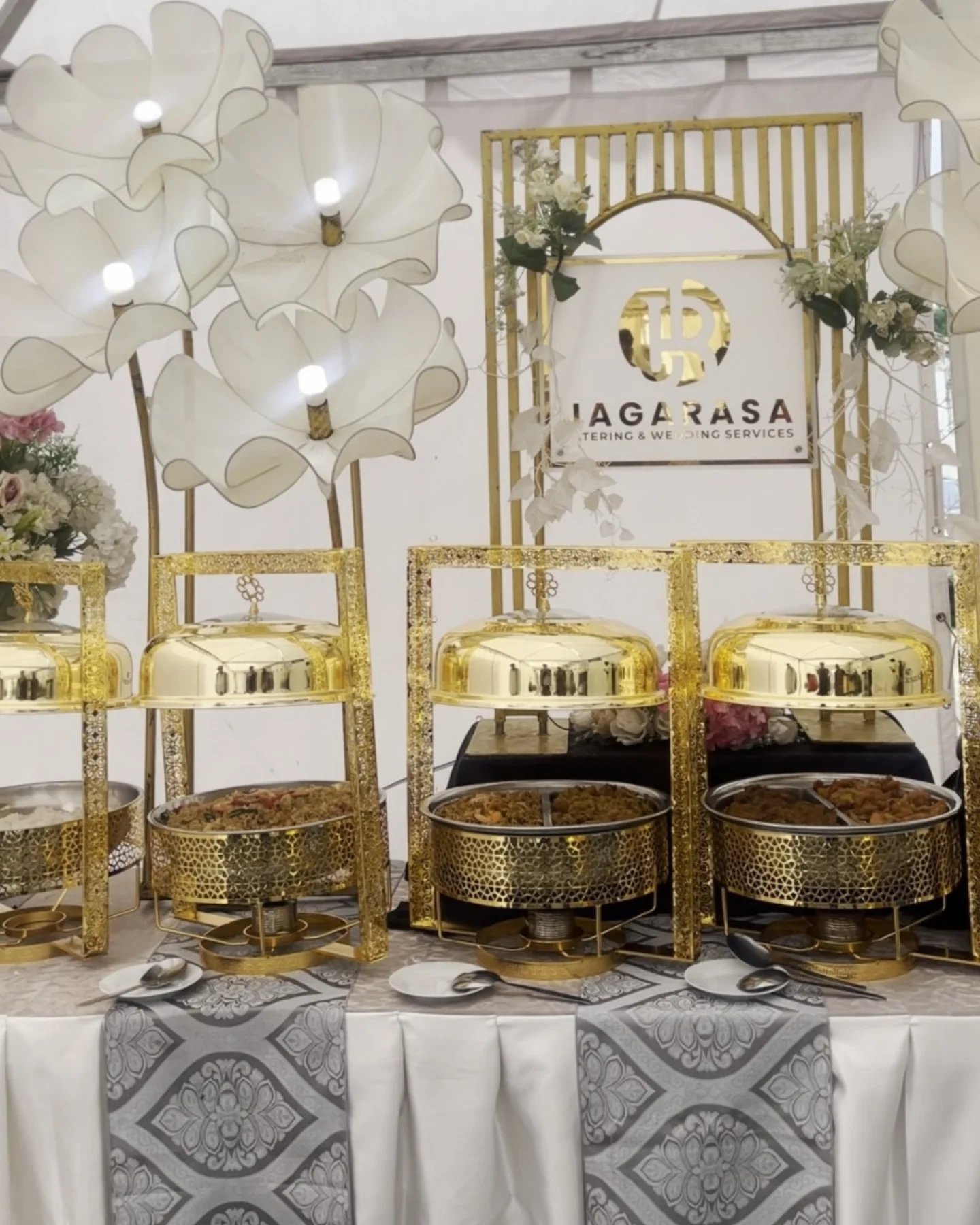 Dokumentasi acara Citra Kirana Dan Rezky Adhitya bersama Jagarasa - Wedding Anniversary foto 6