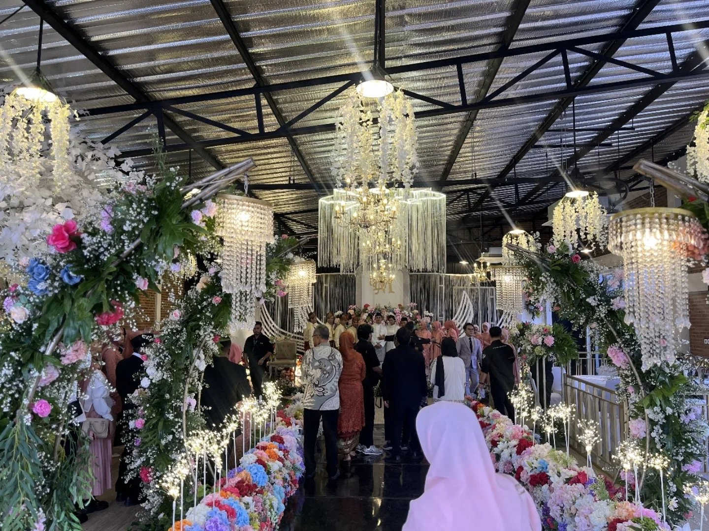 Dokumentasi acara Melvania Gifa Hantari bersama Jagarasa - Wedding Melva Di Q Square foto 4