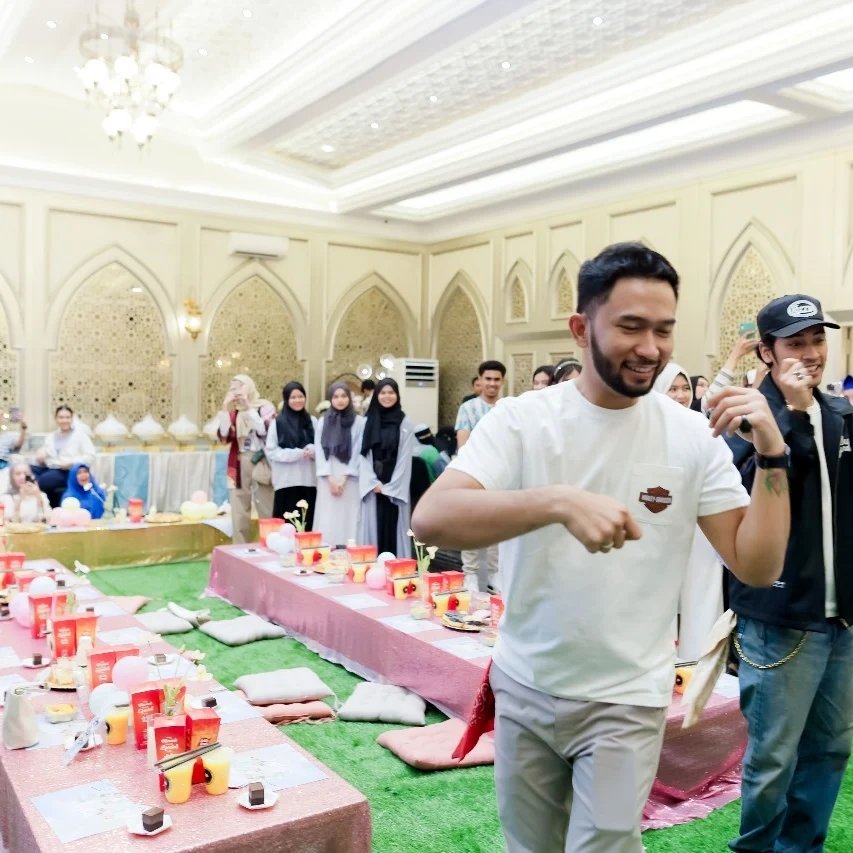 Dokumentasi acara Umi Pipik bersama Jagarasa - Milad Alya Azzura foto 12
