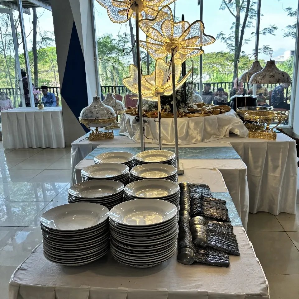 Dokumentasi Wedding Afi Hary 23 06 2024 di Ispi Hotel Cikarang Festival oleh Jagarasa - foto 6