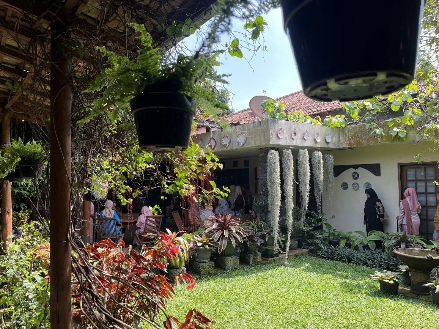 Dokumentasi Wedding Nadhira Wildan 10 05 2025 di Bale Gedong Bogor oleh Jagarasa - foto 6