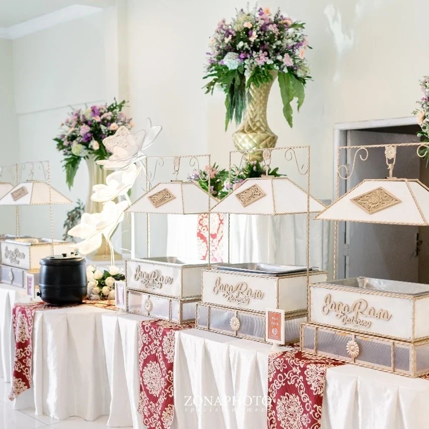 Dokumentasi Wedding Ely Danar 14 08 2024 di Gedung Welasih Citeureup oleh Jagarasa - foto 10