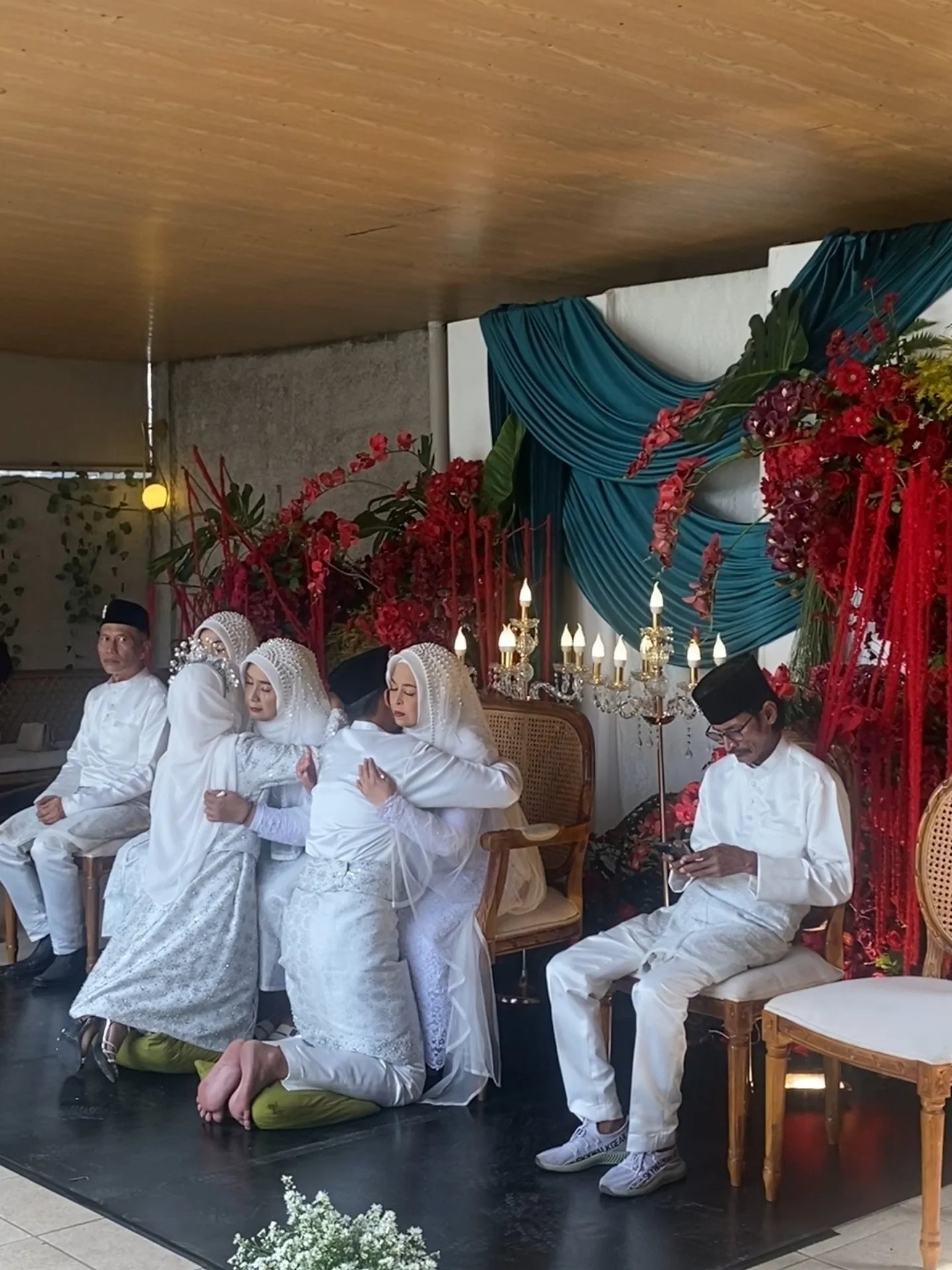 Dokumentasi Wedding Yasmin Anto 27 06 2025 di Hancock Cafe Pakansari oleh Jagarasa - foto 19