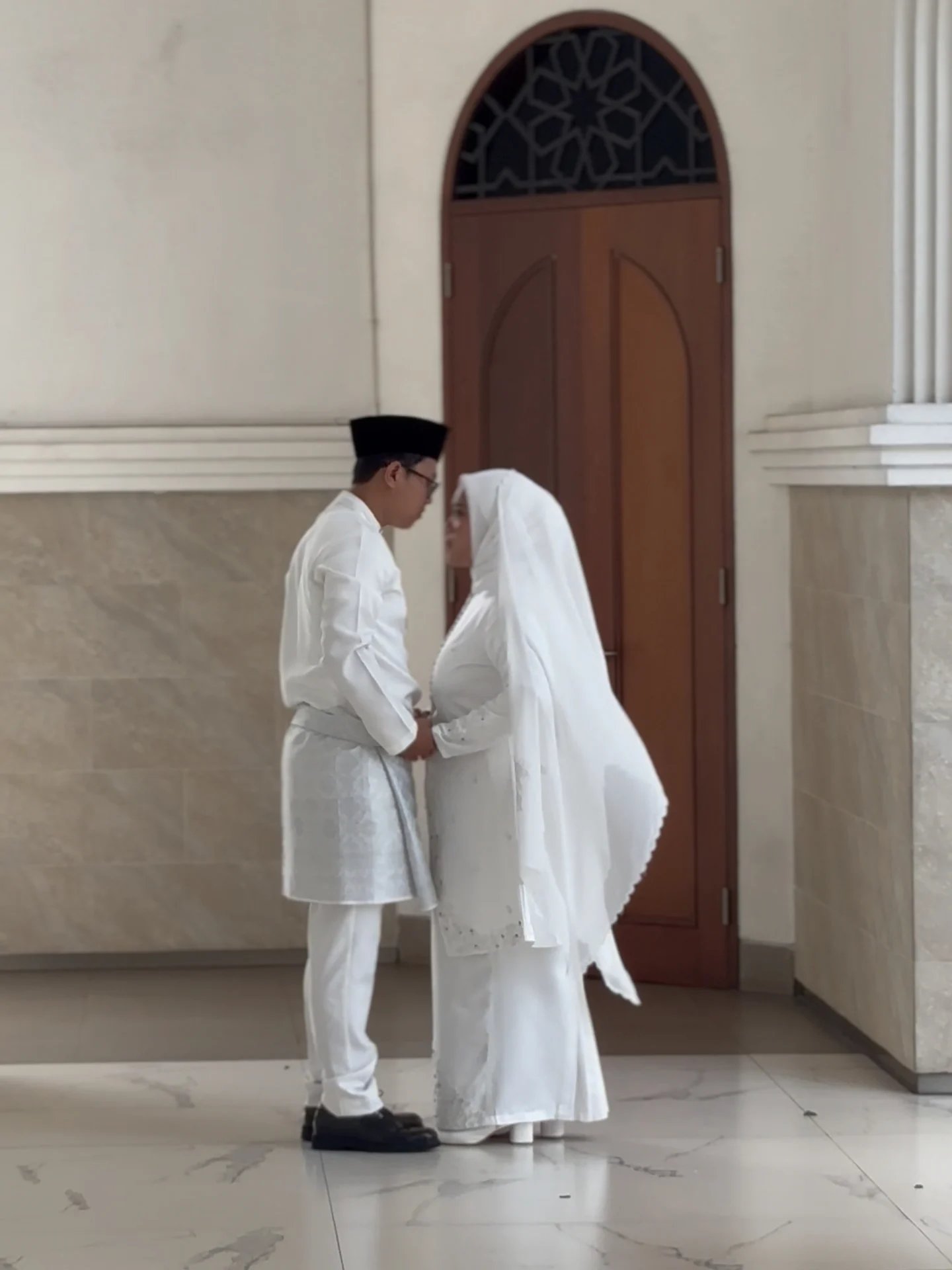 Dokumentasi Wedding Ridzka Aries 19 04 2026 di Masjid Ash Shiddiq Cikeas oleh Jagarasa - foto 12