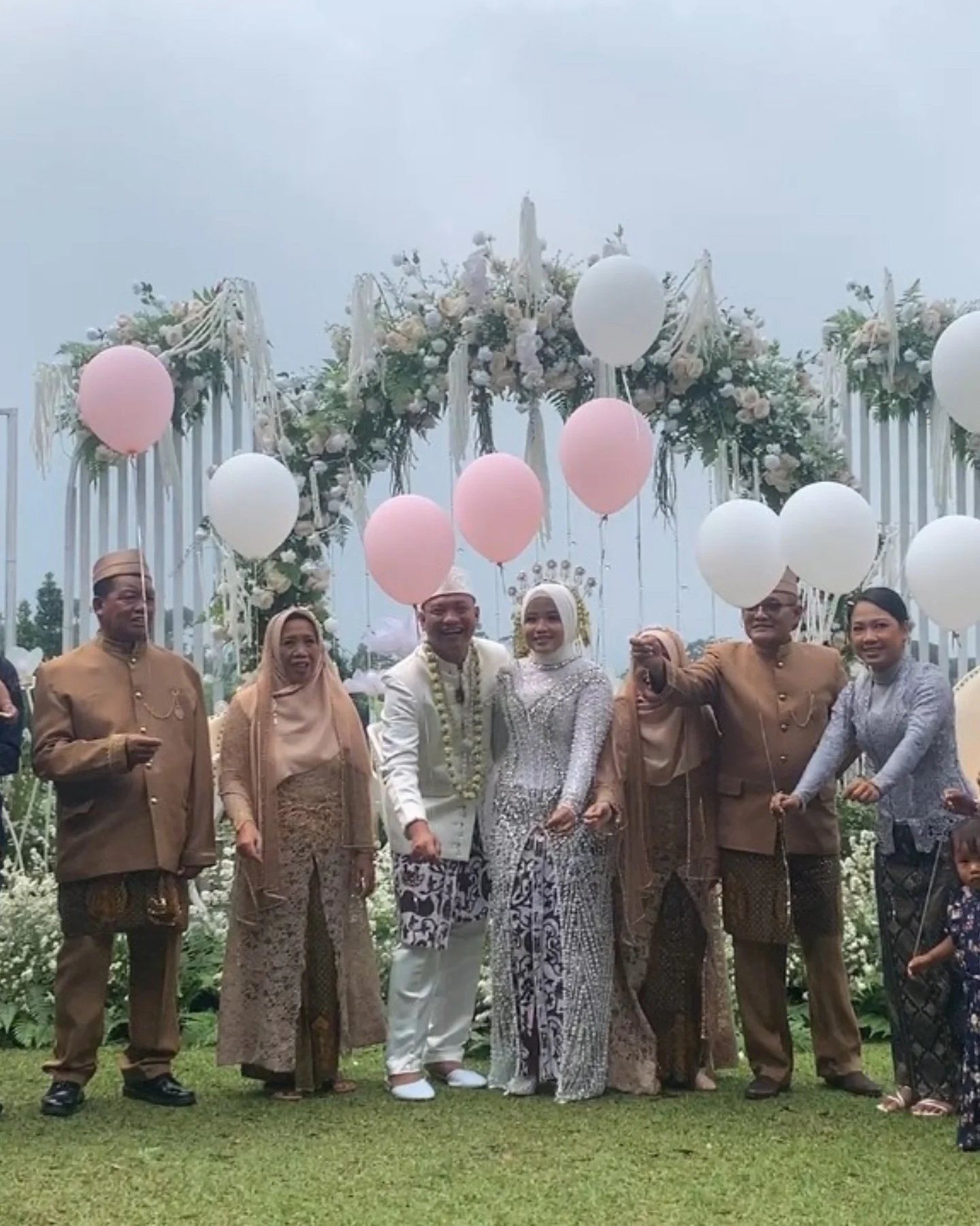 Dokumentasi Wedding Vivi Habib 18 04 2025 di Puncak Kopi Villa oleh Jagarasa - foto 8