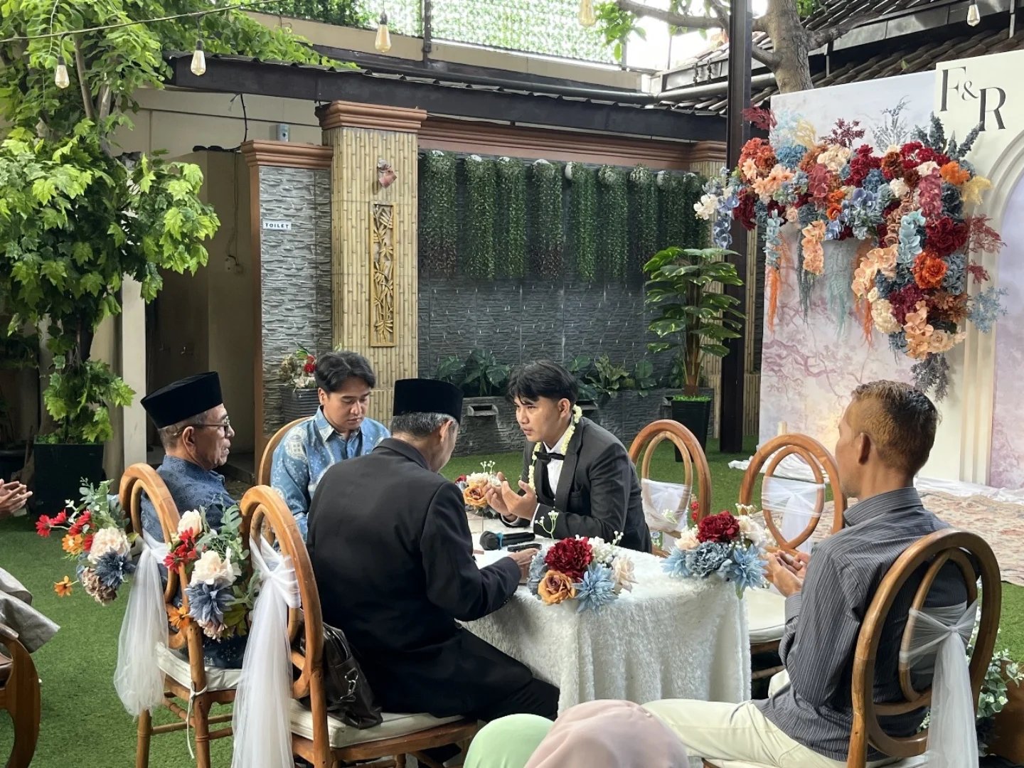 Dokumentasi Wedding Fafa Riko 01 06 2025 di Cornelis Koffie Depok oleh Jagarasa - foto 4