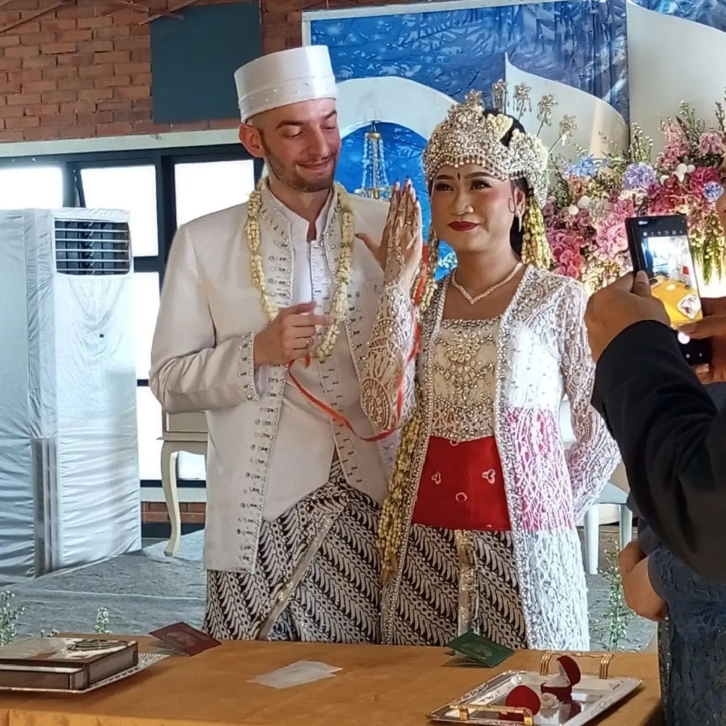Dokumentasi Wedding 28 09 2024 di Kaldi Resto Juanda oleh Jagarasa - foto 10