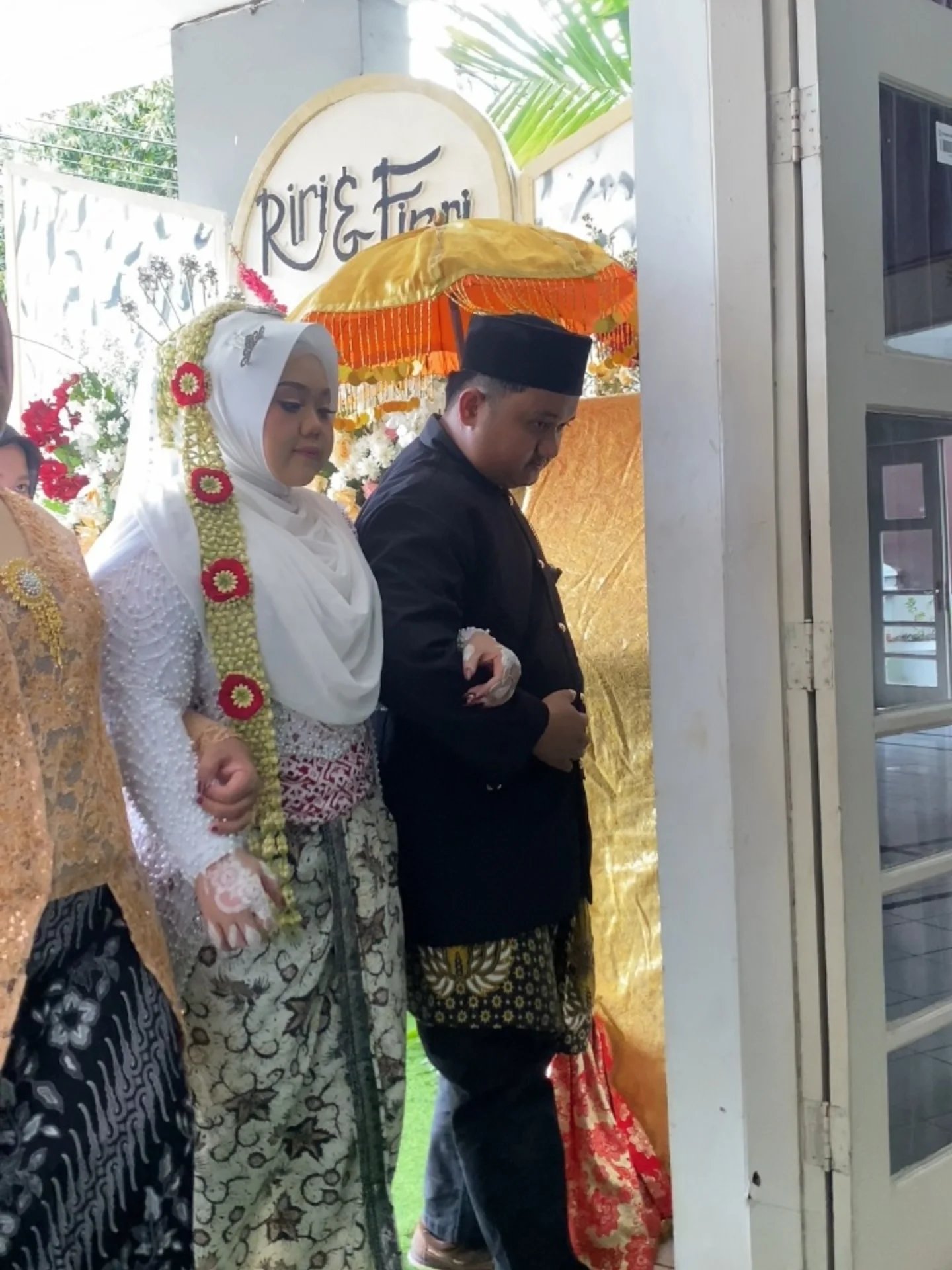 Dokumentasi Wedding Riri Fikri 15 06 2025 di Gedung Pertemuan Citra Garden Ii Kalideres oleh Jagarasa - foto 8