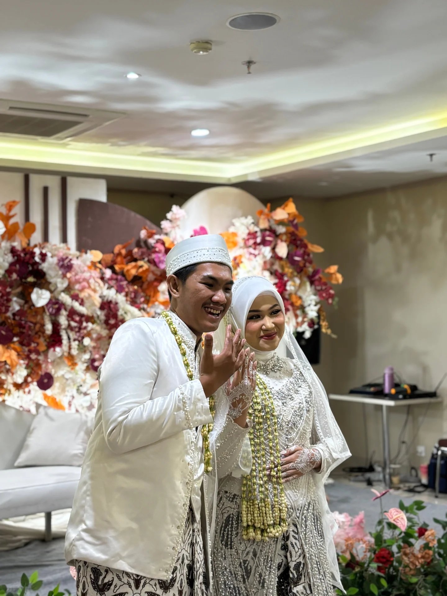 Dokumentasi Wedding Hendy Zaneta 15 11 2025 di Amaris Hotel La Codefin oleh Jagarasa - foto 12