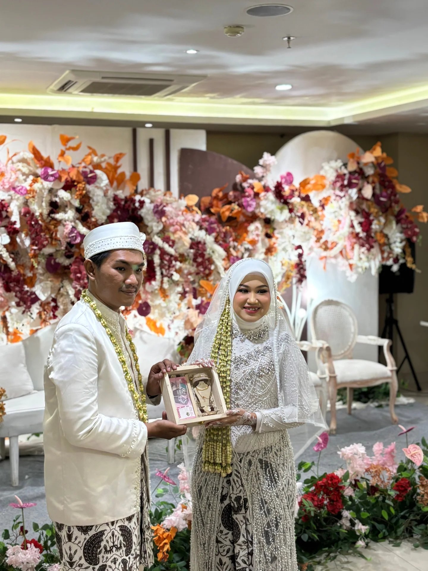 Dokumentasi Wedding Hendy Zaneta 15 11 2025 di Amaris Hotel La Codefin oleh Jagarasa - foto 17