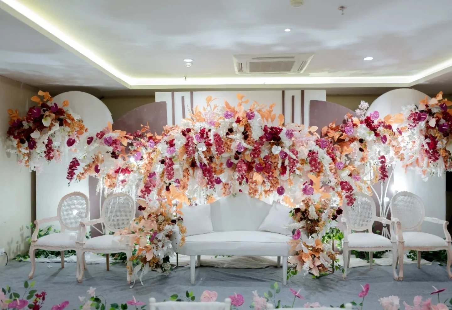 Dokumentasi Wedding Hendy Zaneta 15 11 2025 di Amaris Hotel La Codefin oleh Jagarasa - foto 5