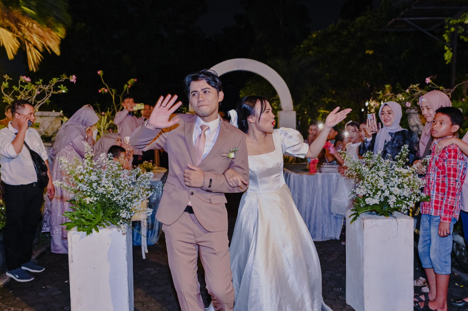 Dokumentasi Wedding Package Farhan Shafira 11 05 2024 di Los Medellin Cafe oleh Jagarasa - foto 10