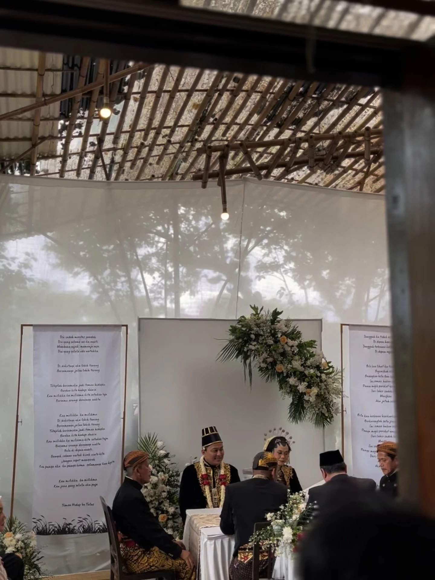 Dokumentasi Wedding Atika Eno 21 12 2025 di Omah Ndelik oleh Jagarasa - foto 13