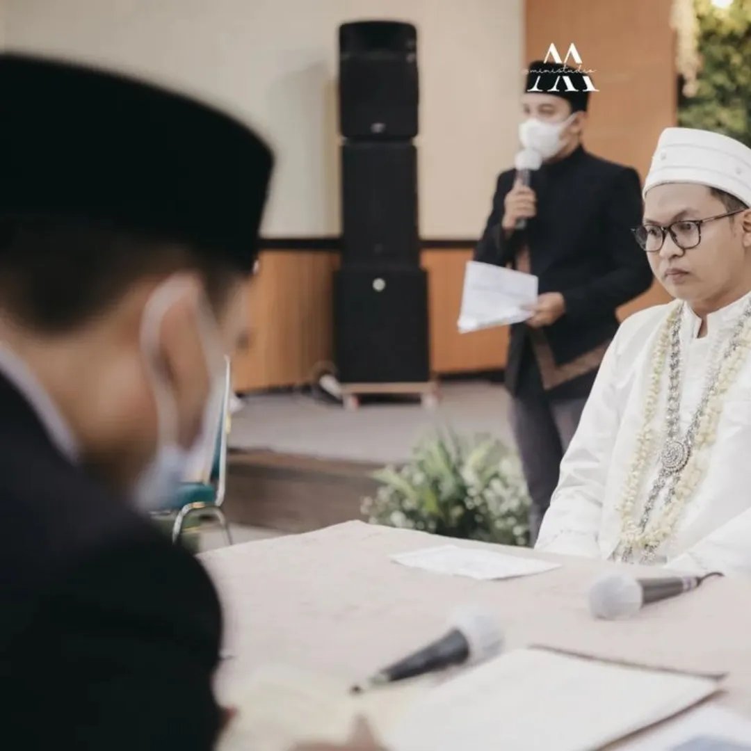 Dokumentasi Wedding Indana Jo 2024 di Graha Kartika Zeni oleh Jagarasa - foto 15