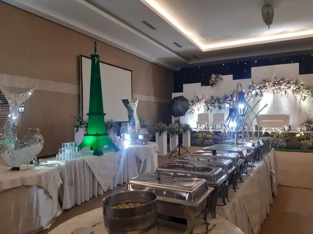 Dokumentasi Wedding Package Rini Rizky 17 9 2023 di Cemara Ballroom Hall C oleh Jagarasa - foto 21