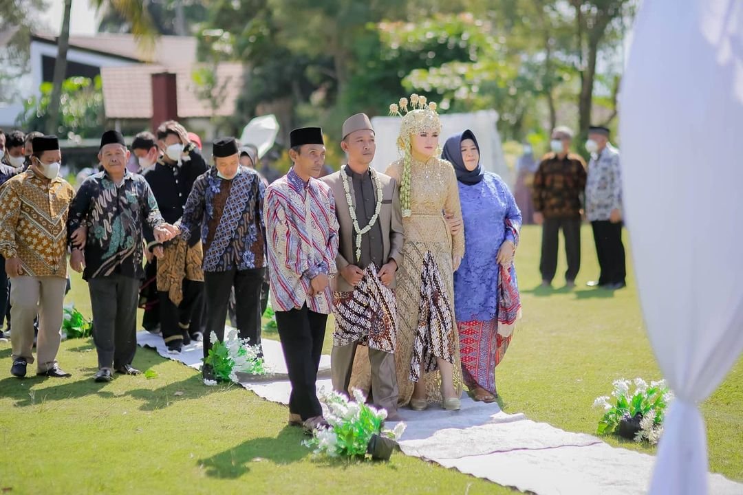 Dokumentasi Wedding Package Rizky Zwesty 07 06 2021 di Hotel El Kartika Wijaya Batu oleh Jagarasa - foto 6