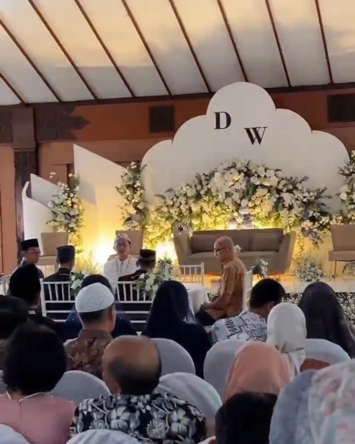Dokumentasi Wedding Dyah Welly 12 04 2025 di Taman Krida Budaya oleh Jagarasa - foto 5