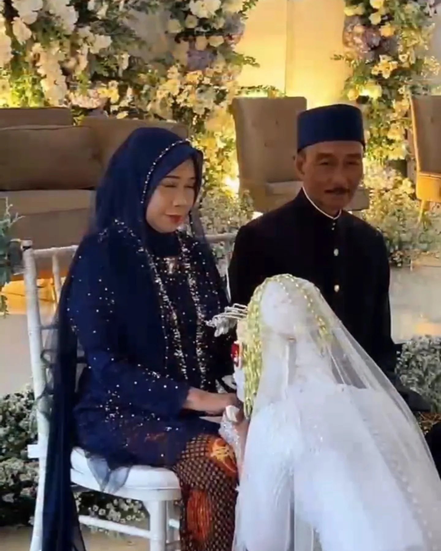Dokumentasi Wedding Dyah Welly 12 04 2025 di Taman Krida Budaya oleh Jagarasa - foto 8