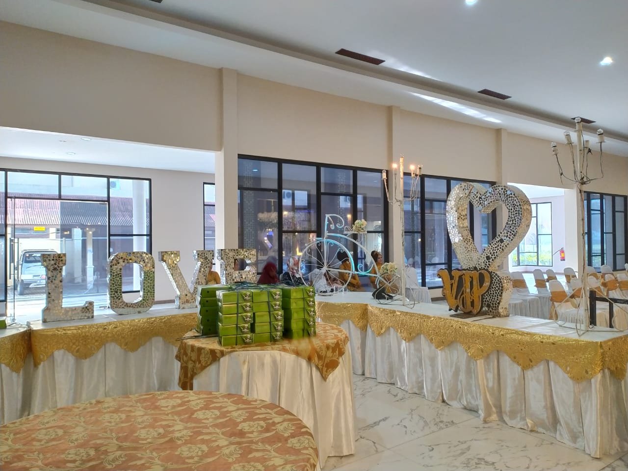 Dokumentasi Wedding Diah Jati 08 03 2020 di Gedung Mahameru Polda Jatim oleh Jagarasa - foto 1
