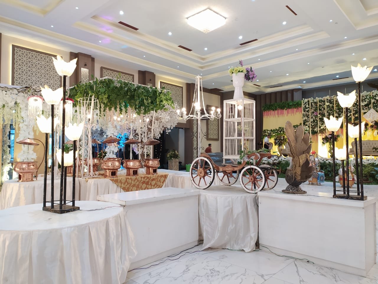 Dokumentasi Wedding Diah Jati 08 03 2020 di Gedung Mahameru Polda Jatim oleh Jagarasa - foto 11