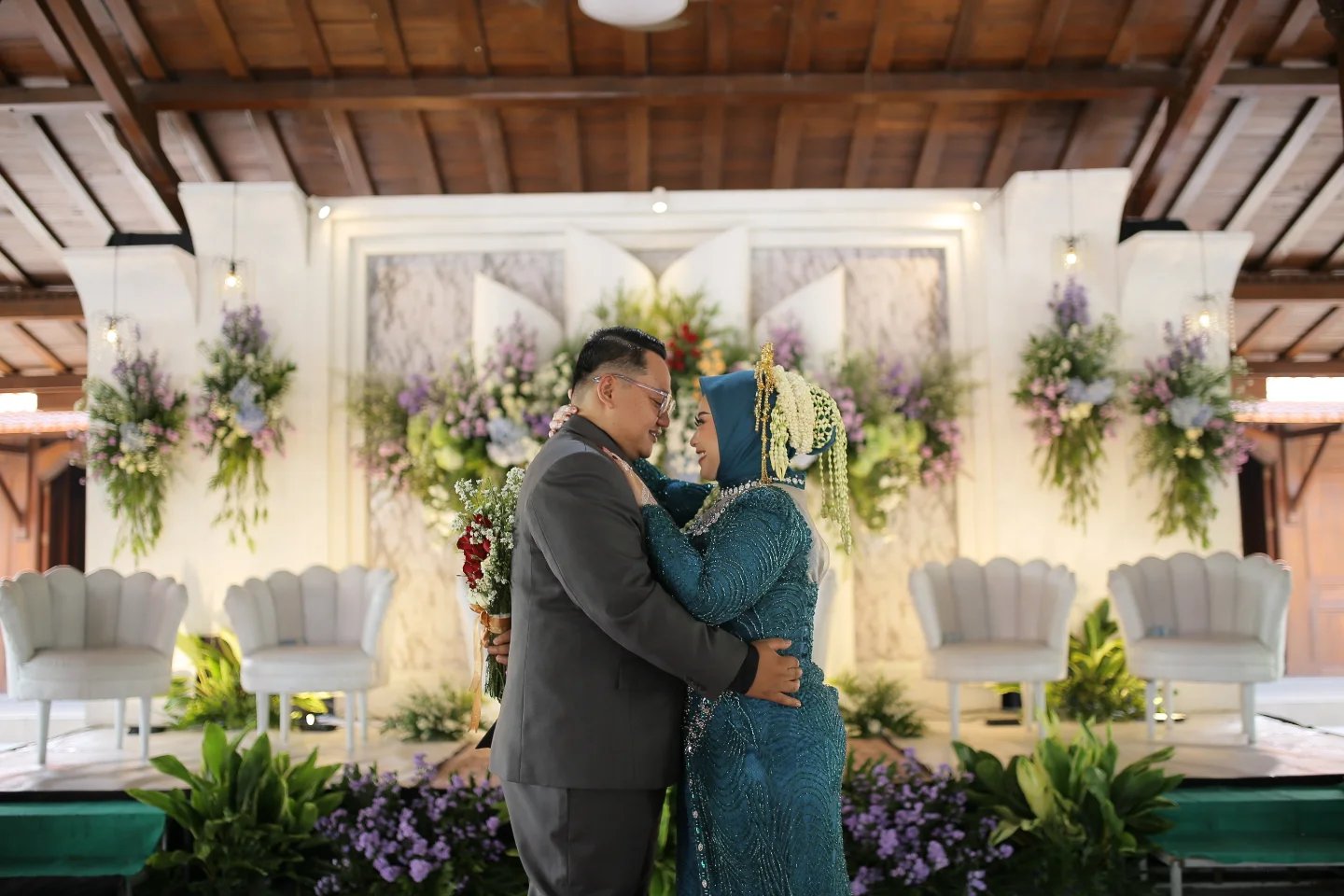 Dokumentasi Wedding Irul Ekita 27 12 2025 di Joglo Beringin Rejo oleh Jagarasa - foto 17