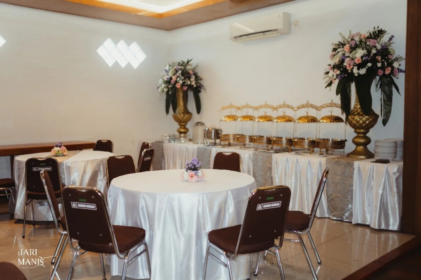 Dokumentasi Wedding Fikri Devi 13 07 2025 di Gedung Kembar Venue oleh Jagarasa - foto 11