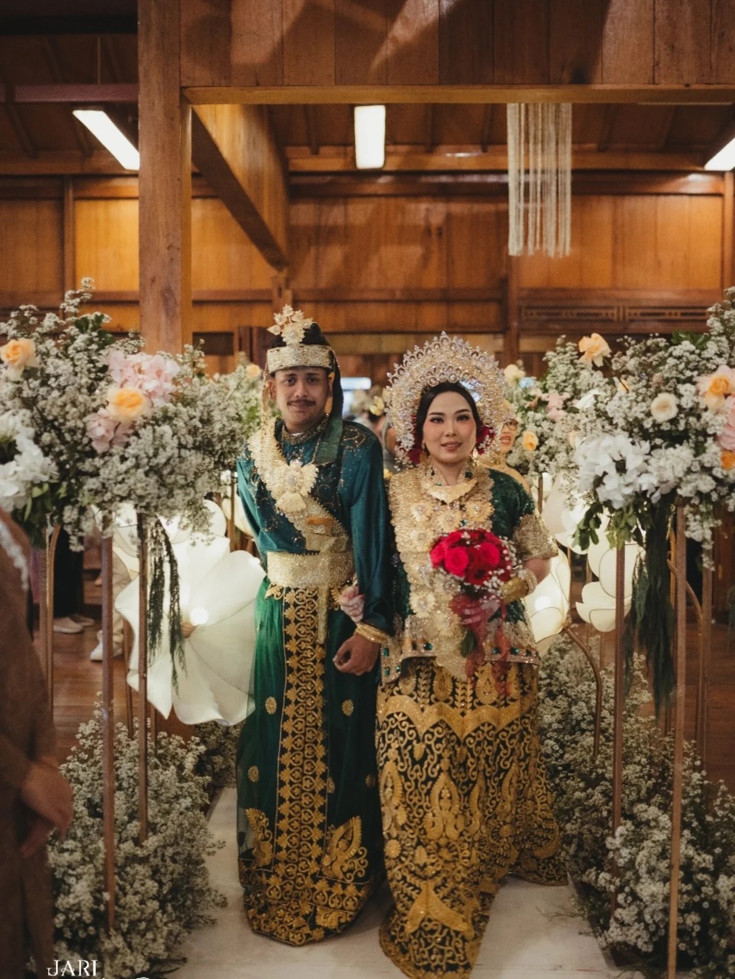 Dokumentasi Wedding Fikri Devi 13 07 2025 di Gedung Kembar Venue oleh Jagarasa - foto 12