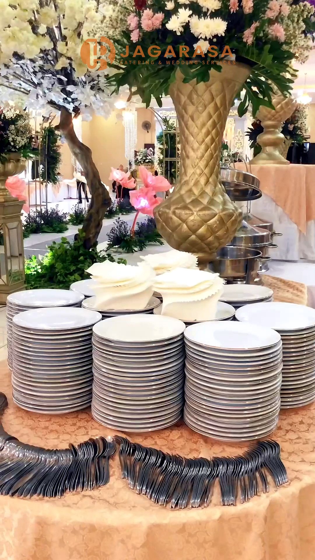 Dokumentasi Wedding Devi Imam 2023 di Graha Bhara Daksa oleh Jagarasa - foto 2