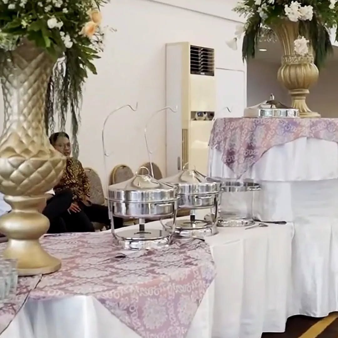 Dokumentasi Wedding Tio Nina 2023 di Grand Avilla Ballroom oleh Jagarasa - foto 7