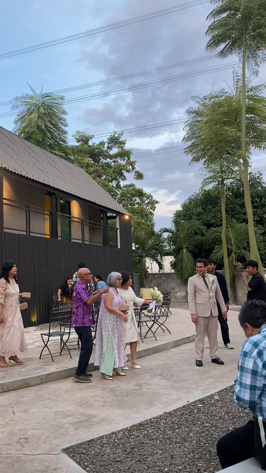 Dokumentasi Wedding Darwin Prisca 14 12 2025 di Mile Stone Star Venue oleh Jagarasa - foto 13