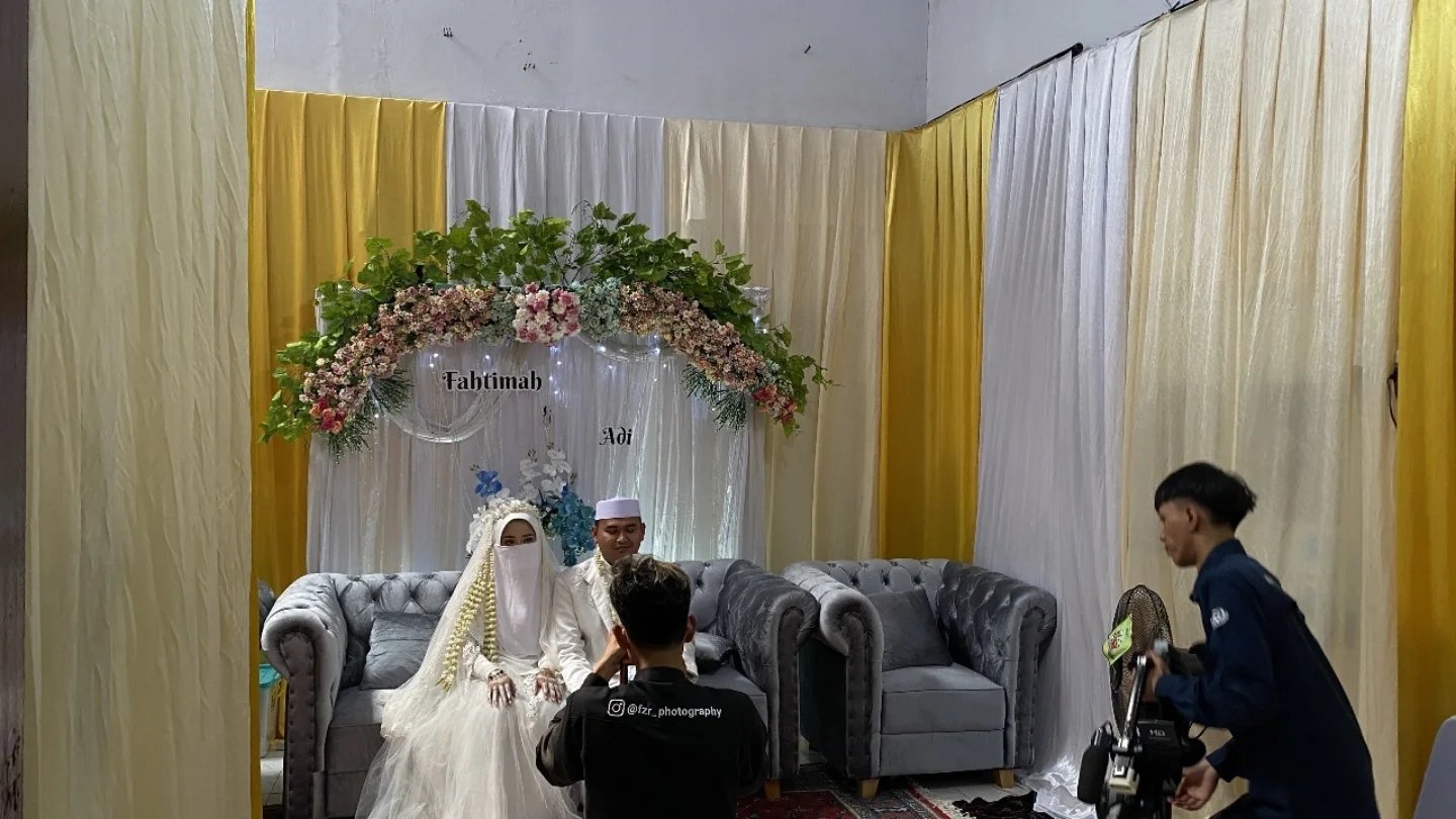 Dokumentasi Wedding Adi Fathimah Cipayung Jaktim 13 06 2025 di Tasyakuran Pernikahan oleh Jagarasa - foto 14