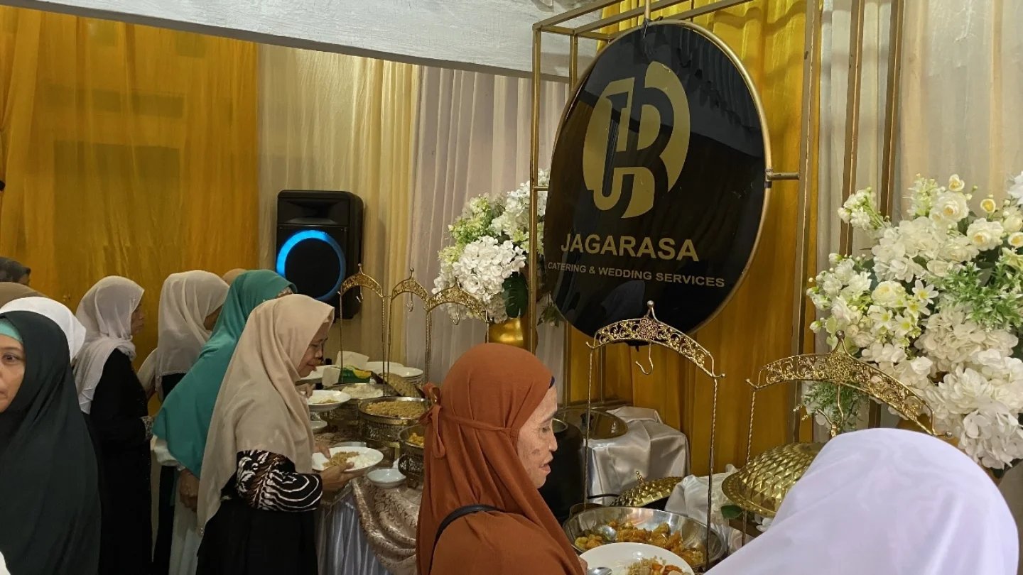 Dokumentasi Wedding Adi Fathimah Cipayung Jaktim 13 06 2025 di Tasyakuran Pernikahan oleh Jagarasa - foto 8