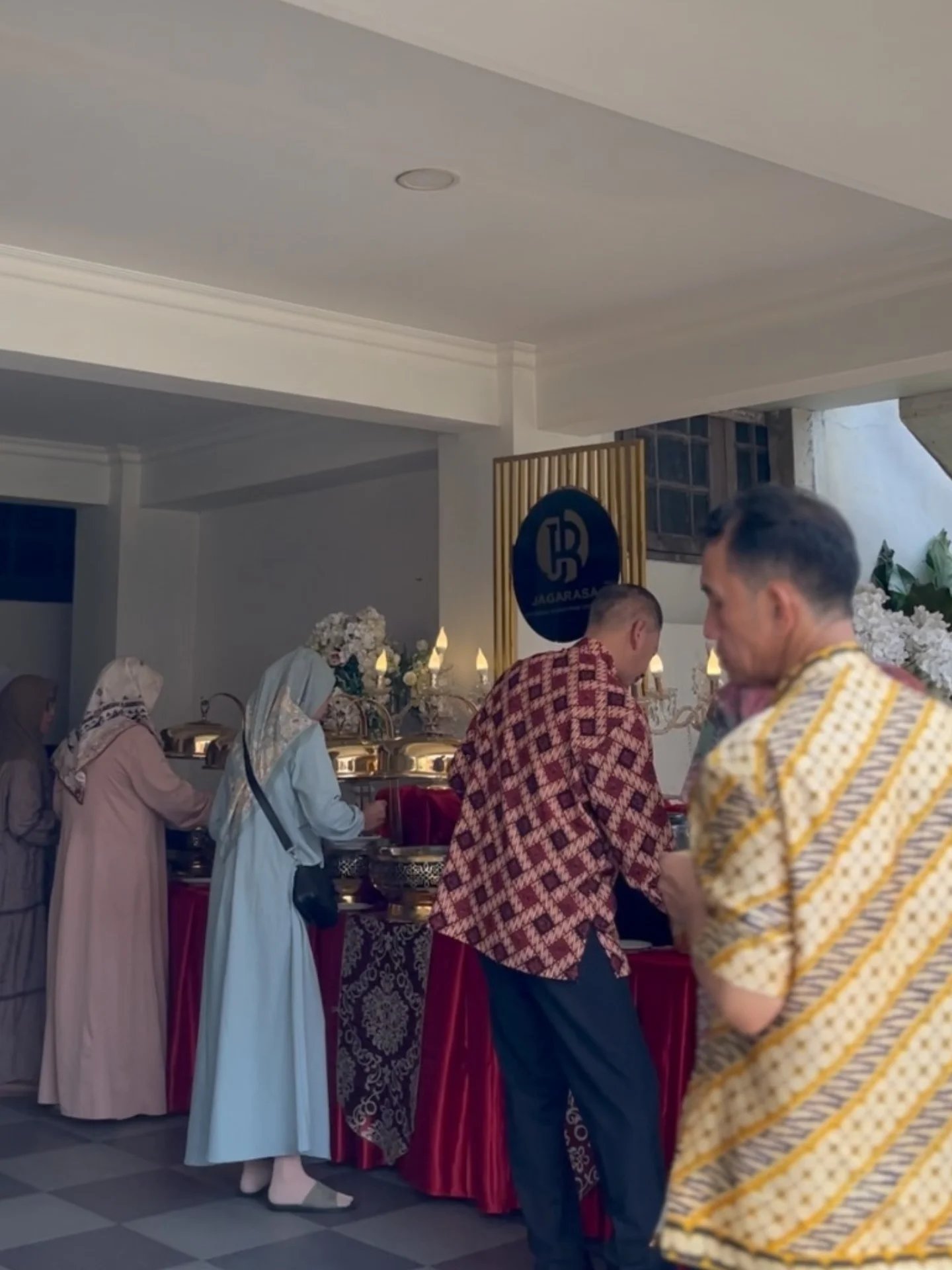 Dokumentasi Wedding Charles Carol Depok Mulya Tanah Baru 11 10 2025 di Tasyakuran Pernikahan oleh Jagarasa - foto 12