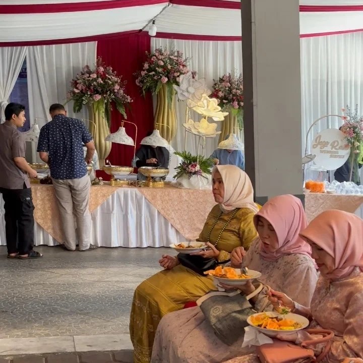 Dokumentasi Wedding Dimas Nabila Ciputat Tangsel di Wedding Rumah Mewah oleh Jagarasa - foto 8