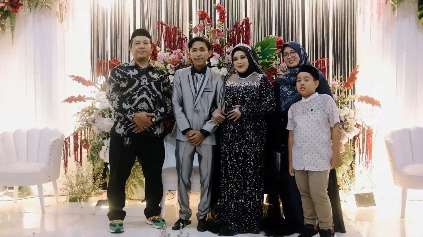 Dokumentasi Wedding Mely Krisman Graha Dinatera Depok 05 10 2025 di Wedding Rumah Mewah oleh Jagarasa - foto 13