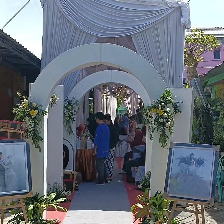 Dokumentasi Wedding Dilla Denis Pungging Permai Mojokerto di Wedding Rumah Hemat oleh Jagarasa - foto 8