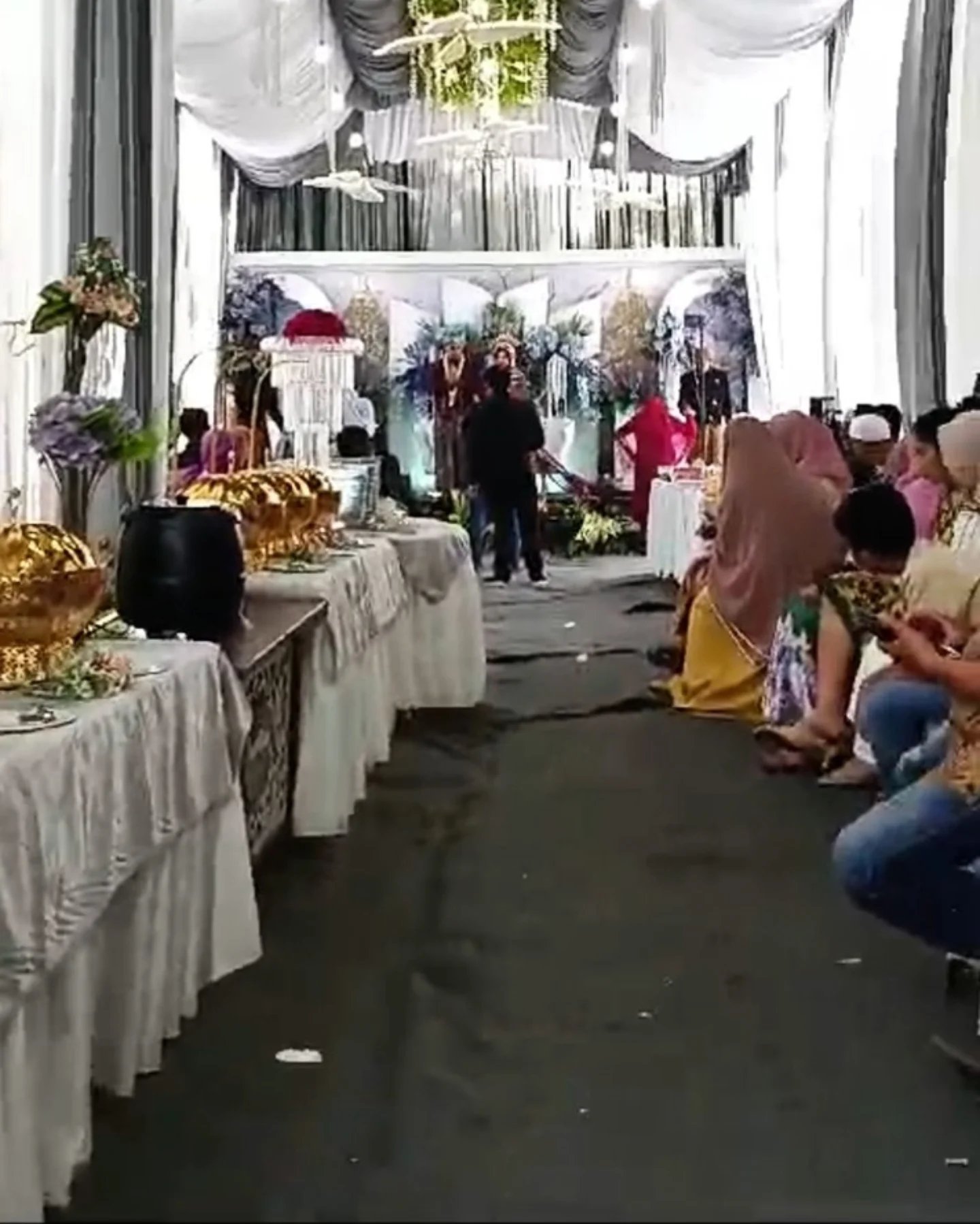 Dokumentasi Wedding Nadya Faishal Banjar Petapan Sidoarjo 01 02 2025 di Wedding Rumah Hemat oleh Jagarasa - foto 16