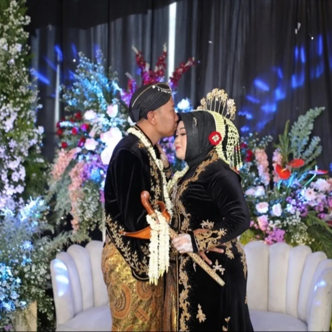 Dokumentasi Wedding Yunita Geni Tulangan Sidoarjo di Wedding Rumah Mewah oleh Jagarasa - foto 7